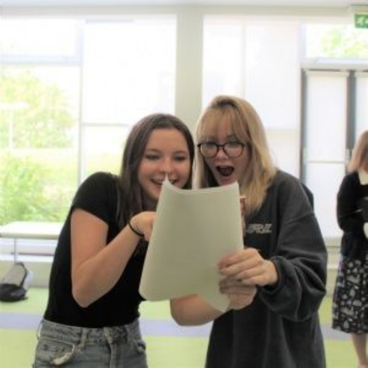 Stephen Perse students celebrate fantastic GCSE results - Stephen Perse ...